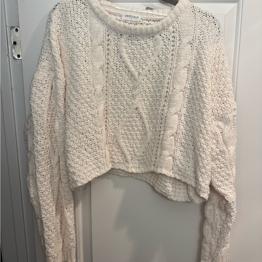 Vestique Off-White Cable Knit Sweater